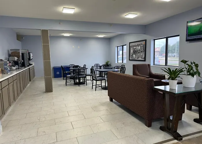 Super 8 By Wyndham Mason City