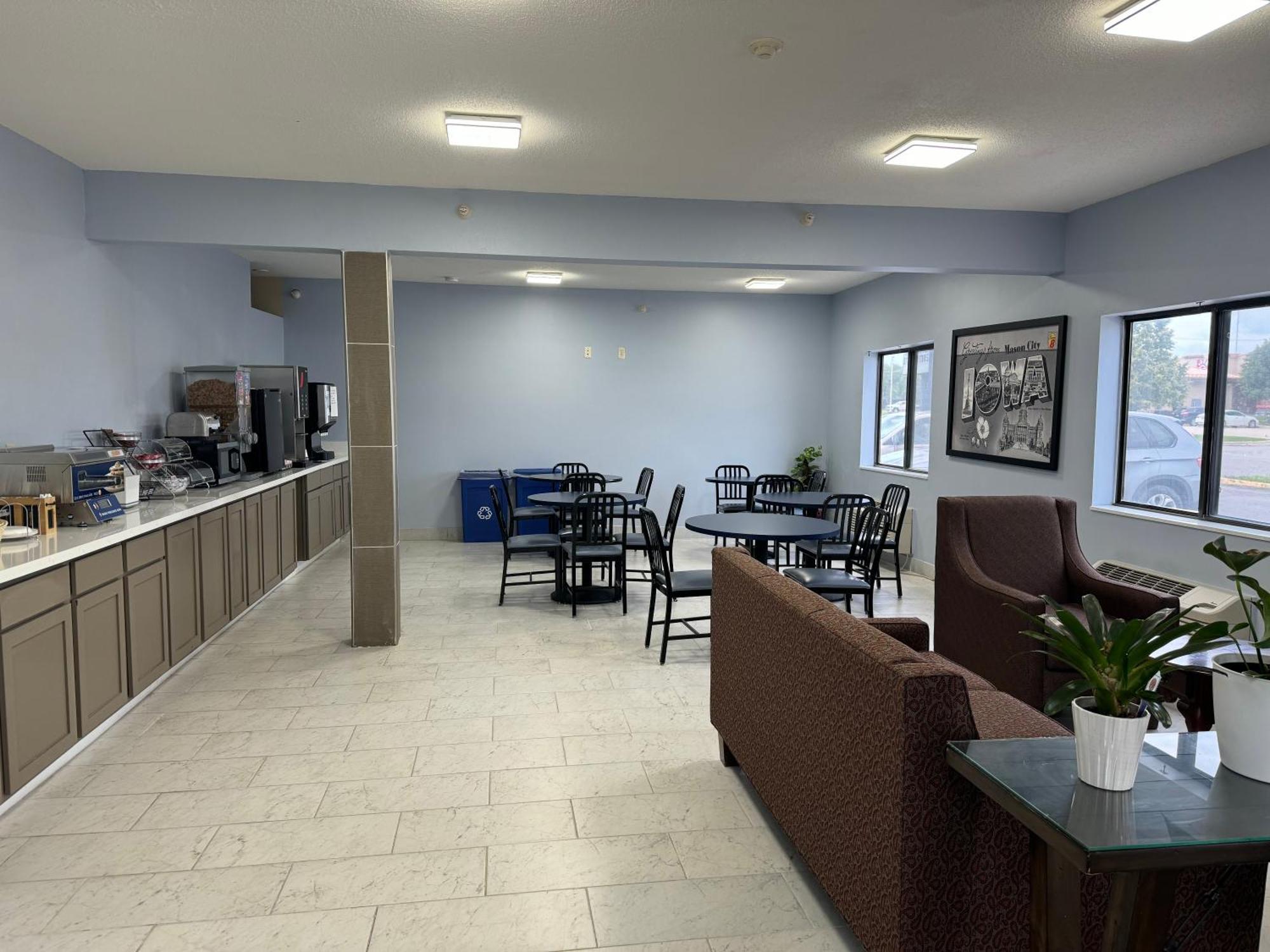 Hotel Super 8 By Wyndham Mason Mason City