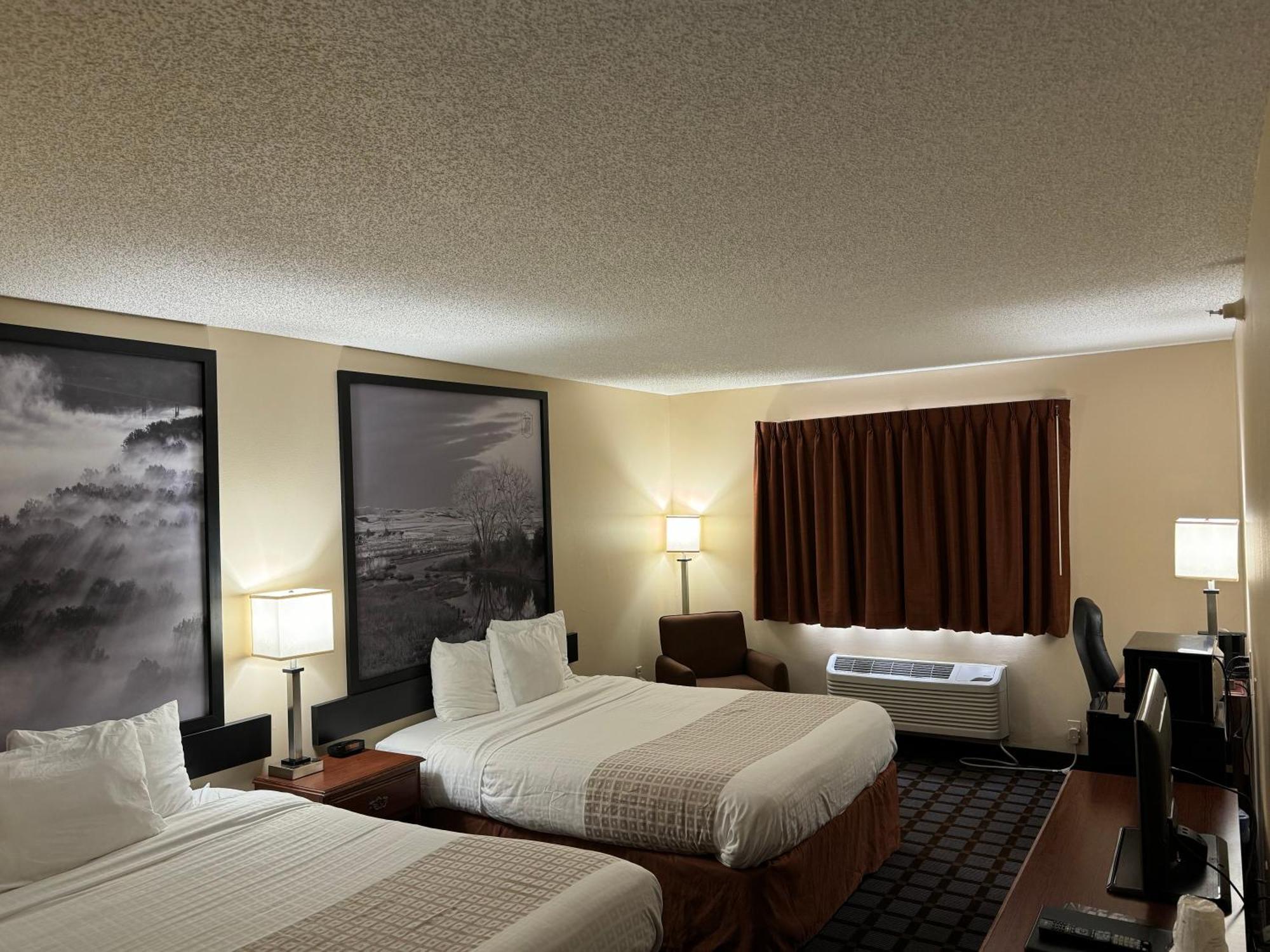 Super 8 By Wyndham Mason Hotel Mason City