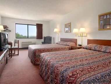 Hotel Super 8 By Wyndham Mason Mason City